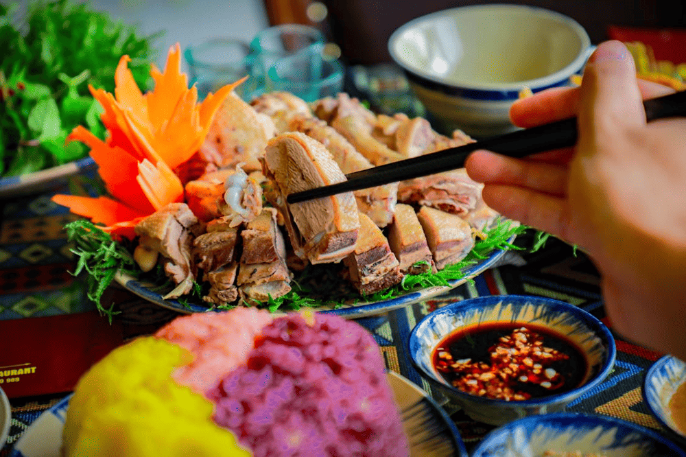 With its light, refreshing taste, Vietnamese beer pairs perfectly with any local dish (Source: Pexels)